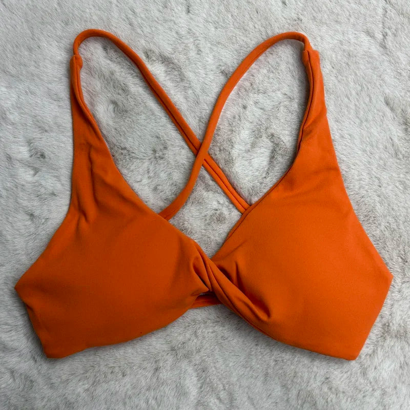 Front Twist Padded Cross Strap Sports Bra