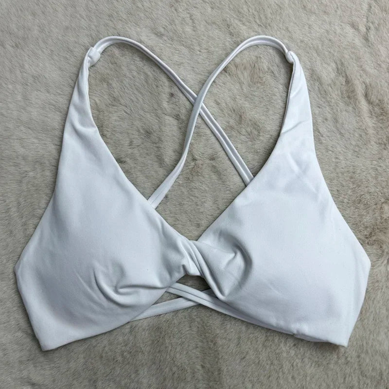 Front Twist Padded Cross Strap Sports Bra